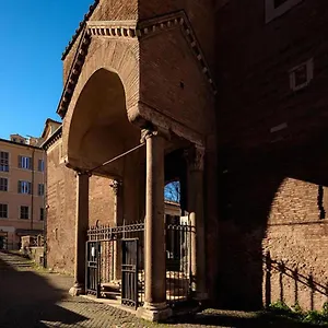 150 M Dal Colosseo - Minerva Rome