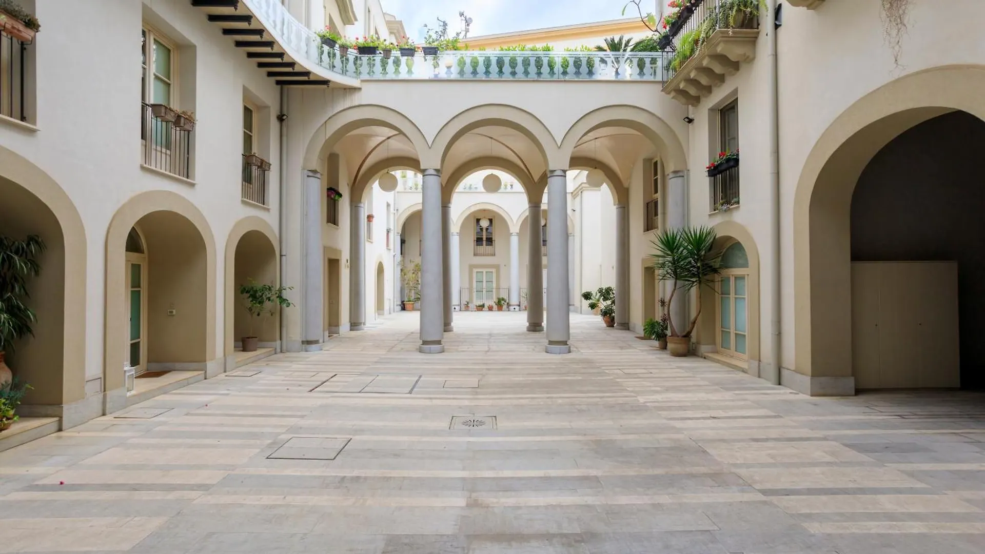 Tomasi Apartment Palermo Italy